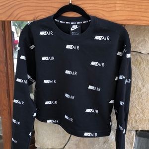 Nike long sleeved pullover black sweater, S